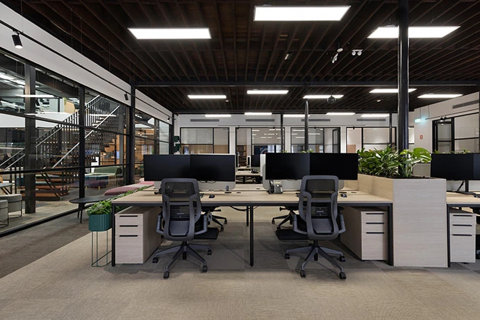 Storage That Adapts to Your Workspace